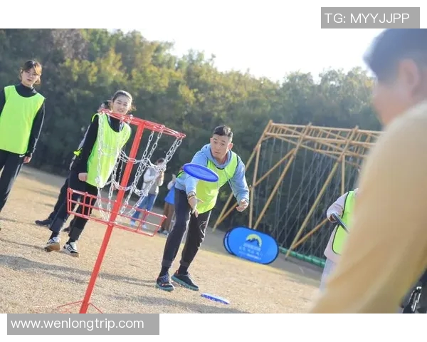 飞盘盛宴：深入深圳飞盘队的拼搏与团结精神探秘之旅